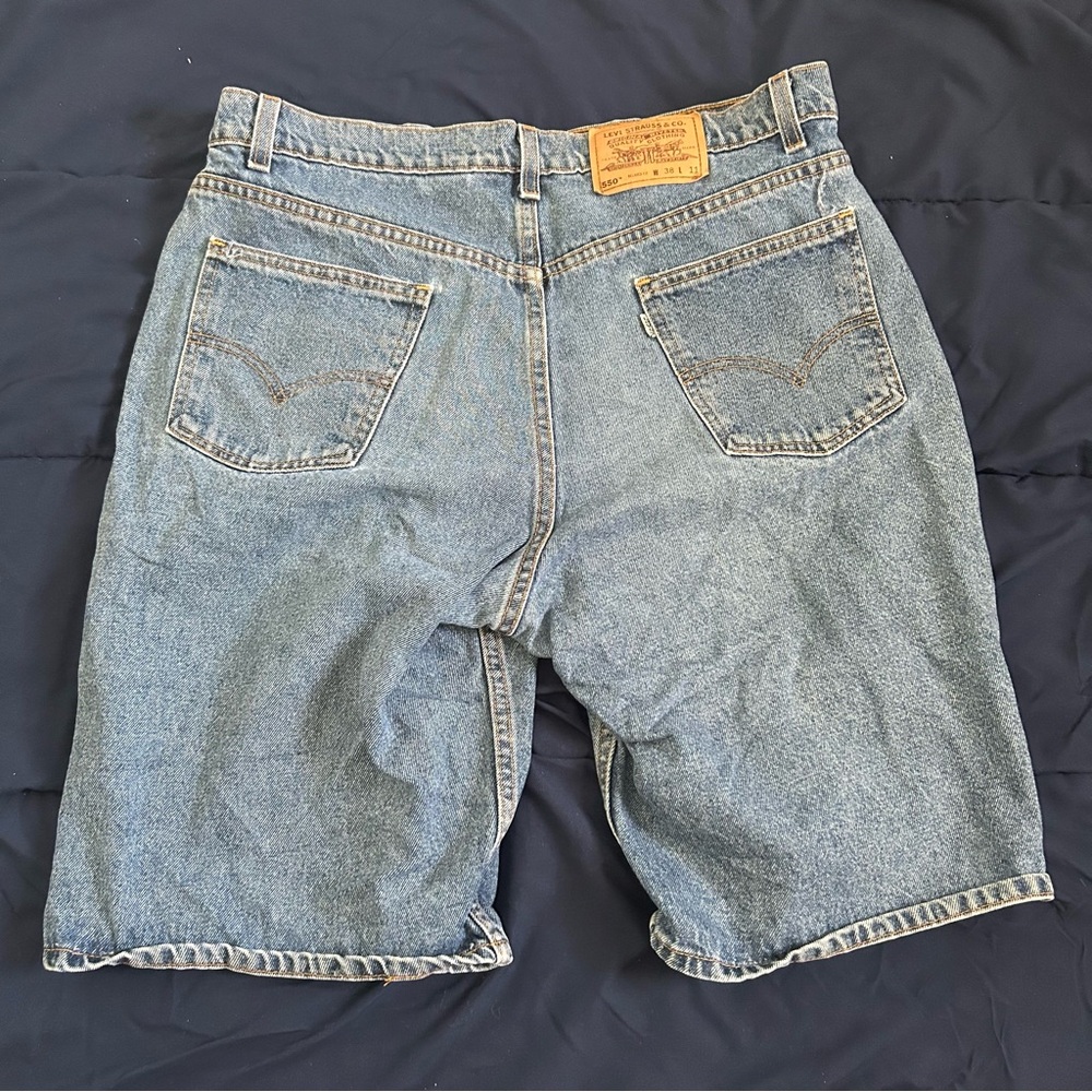 Levi’s Denim Jean Shorts 38x11 - Picture 3 of 3